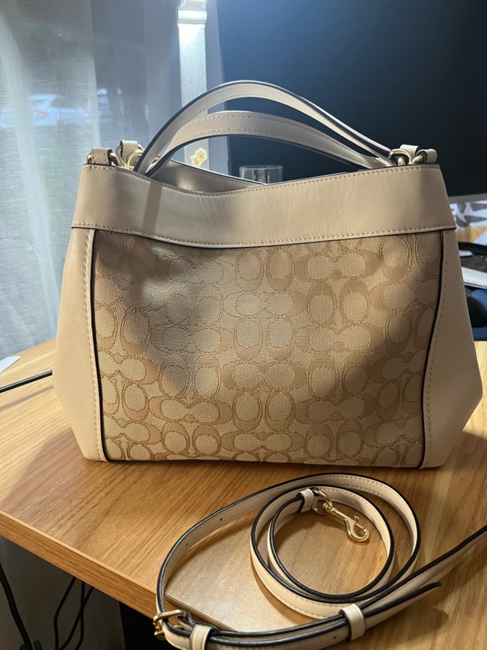 Coach Beige Signature Canvas & Leather Shoulder Bag - Picture 2 of 5